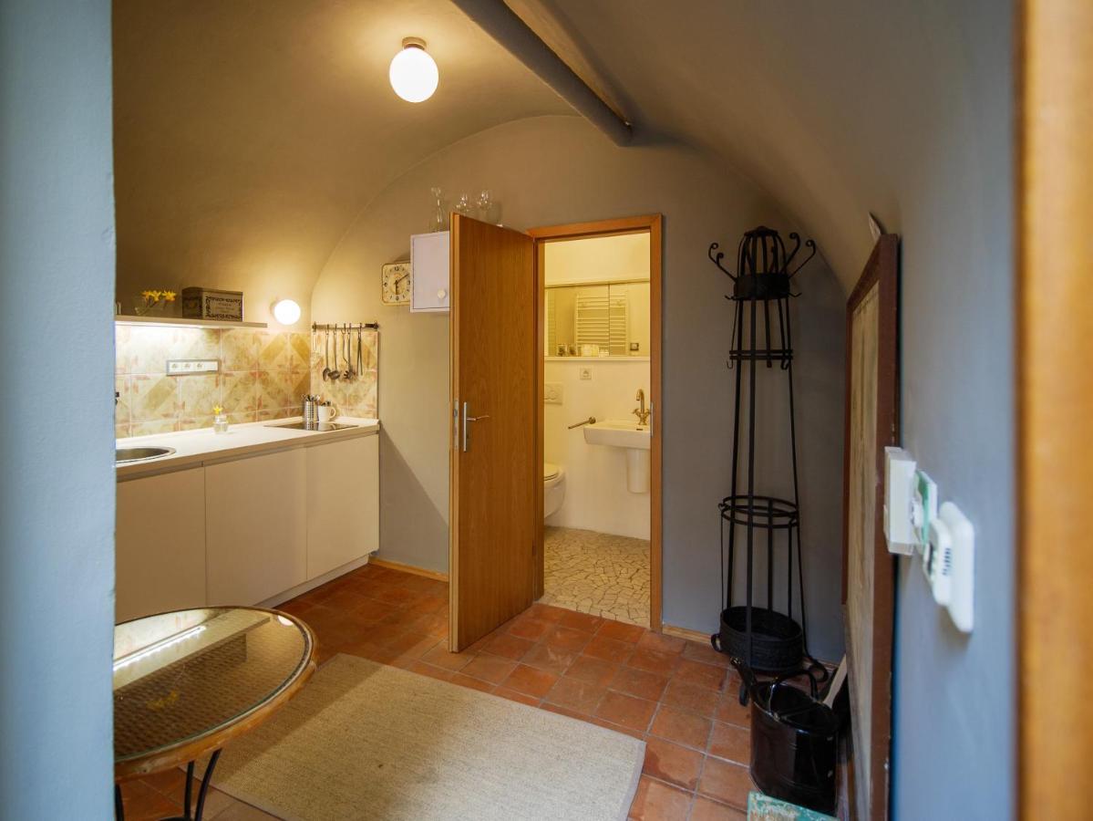 Romantic Nest Under Prague Castle Apartment Bagian luar foto